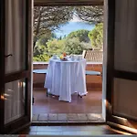 With Jacuzzi In فيلة توري ديل ستيل